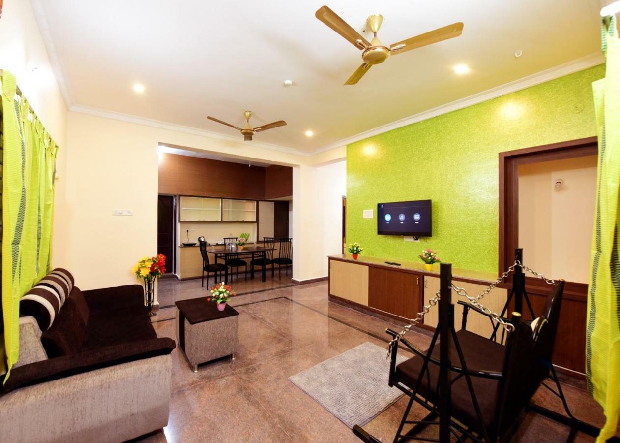 Sree Service Apartments Tirupati Luaran gambar